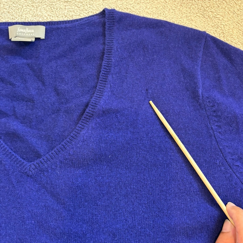 Neiman Marcus Cashmere Sweater Womens 2X Royal Blue V-Neck 3/4 Sleeve Pullover - Picture 9 of 13